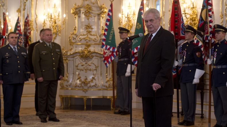 Prezident Miloš Zeman přijal na Pražském hradě velitele jednotek Aktivní zálohy Armády ČR.