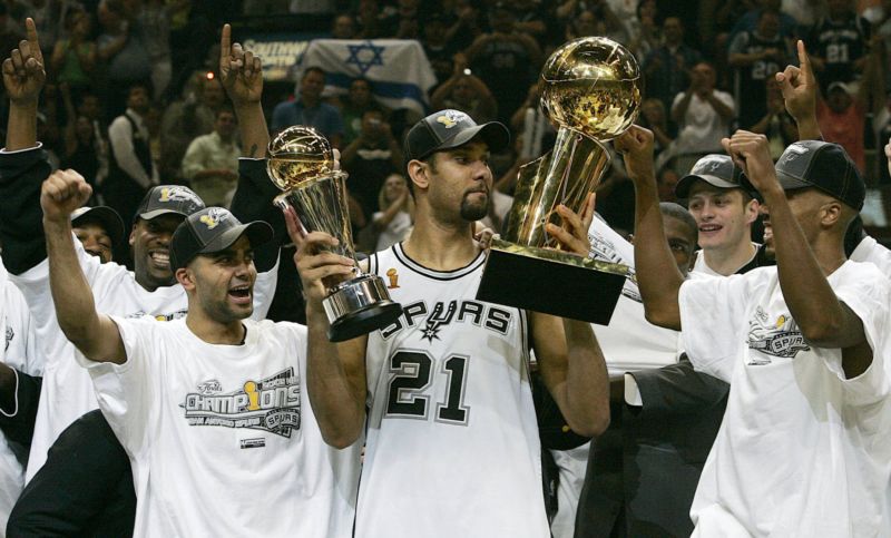 Tim Duncan se stal legendou San Antonia