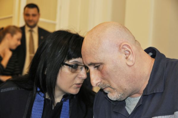  Obžalovaný Skender Bojku se svou advokátkou Klárou Samkovou.