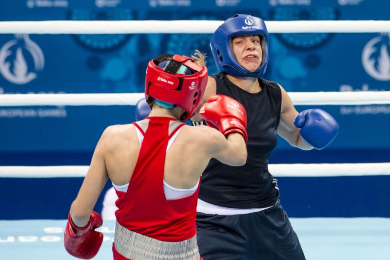 Boxerka Martina Schmoranzová (vpravo) na Evropských hrách v Baku.