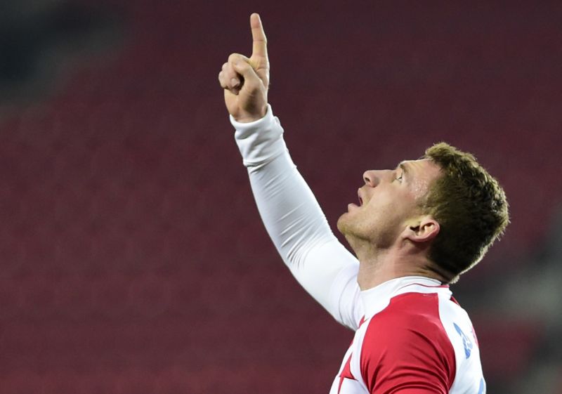 Bosenský fotbalista Muris Mešanovič.