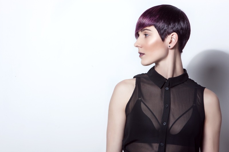 Markétě nový účes slušel.