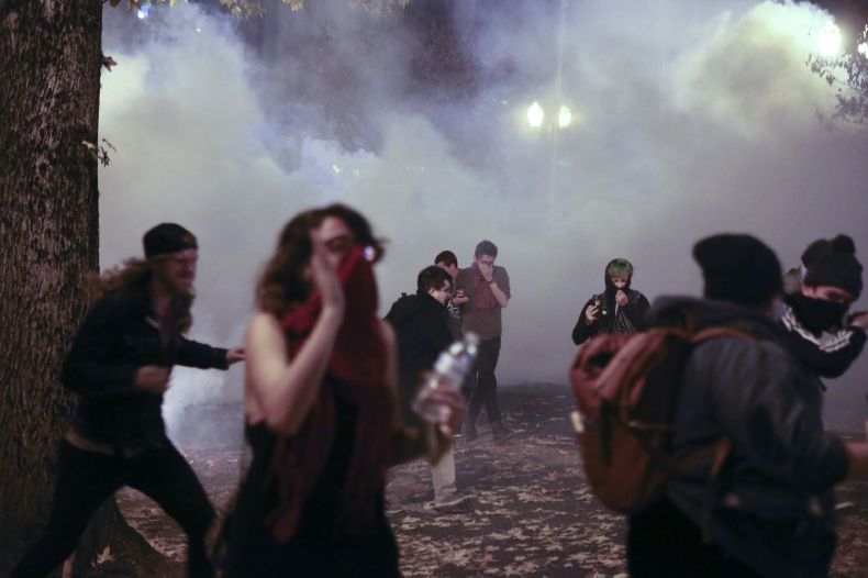 Situace během protestů v Portlandu.