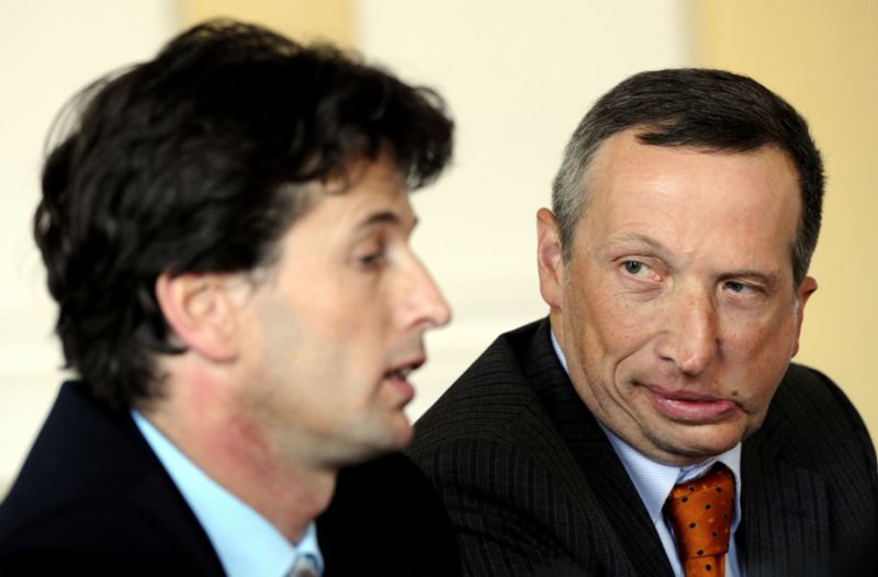 V běžné škole se podle Václava Klause mladšího málo učí (na snímku vpravo), protože převládá sociální aspekt.