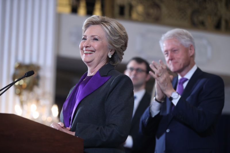 Hillary a Bill Clintonovi.