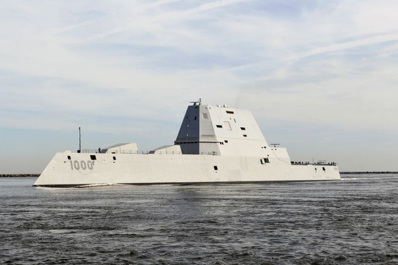 Torpédoborec Zumwalt.