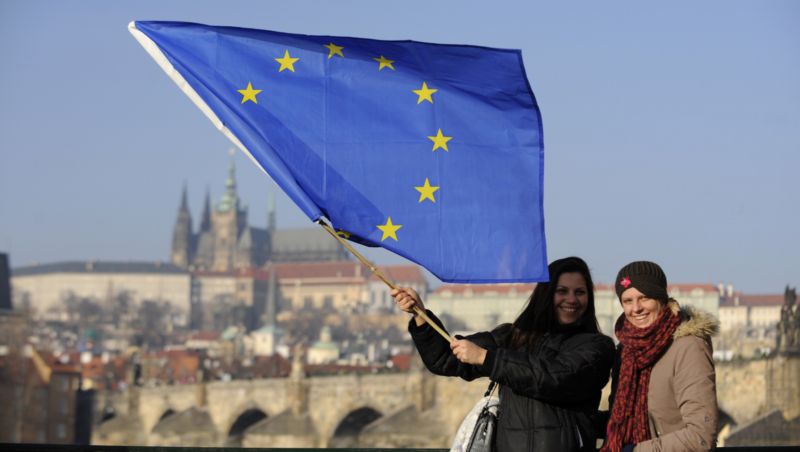 Evropská unie chce aktivněji potírat násilí na ženách. Evropská unie chce aktivněji potírat násilí na ženách.