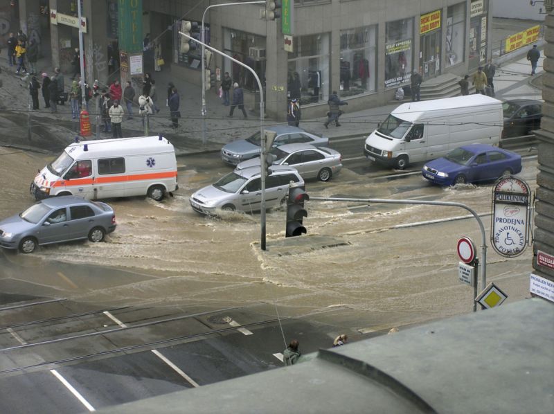 Havárie v centru Prahy komplikuje dopravu (ilustrační foto).
