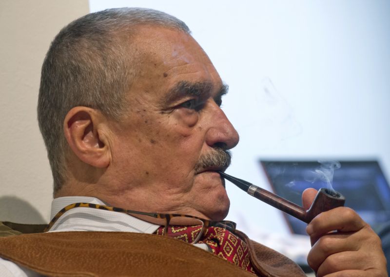 Předseda zahraničního výboru Poslanecké sněmovny ČR a bývalý ministr zahraničí Karel Schwarzenberg.