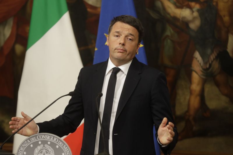 Italský premiér Matteo Renzi ohlásil demisi.