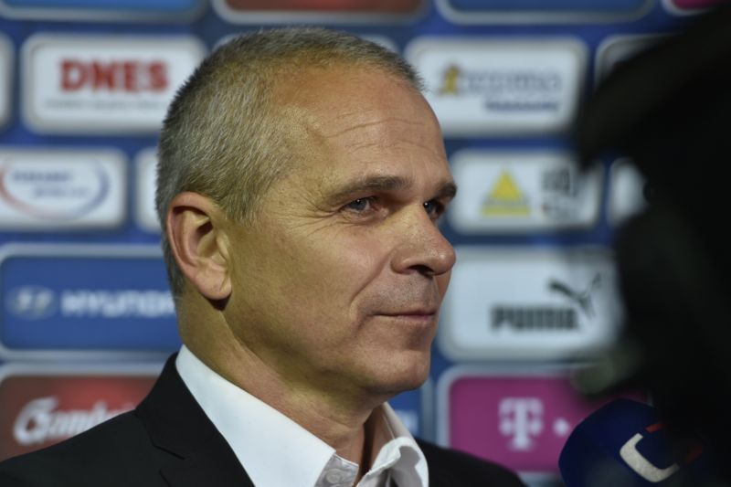 Trenér české jednadvacítky Vítězslav Lavička.