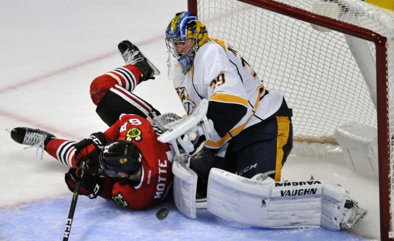 Brankář Nashvillu Marek Mazanec se stěhuje zpět do NHL.