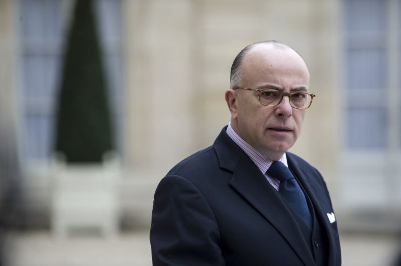 Francouzský ministr vnitra Bernard Cazeneuve. 