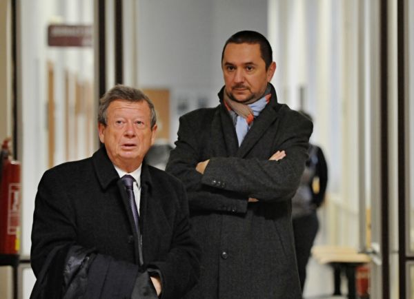 Juraj Thoma (vpravo) se svým obhájcem.
