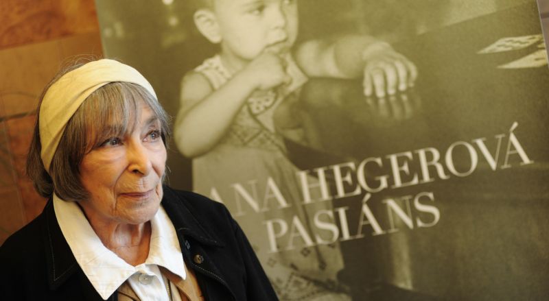 Hana Hegerová.