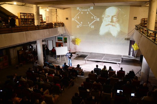 Tomáš Studeník na konferenci Život na hraně.