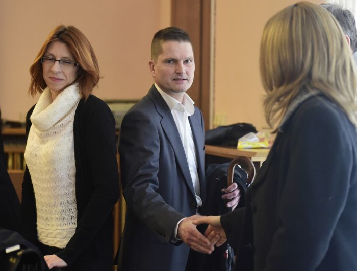 Zleva Klára Fensteterová, Daniel Brzkovský a Alena Štorkanová.