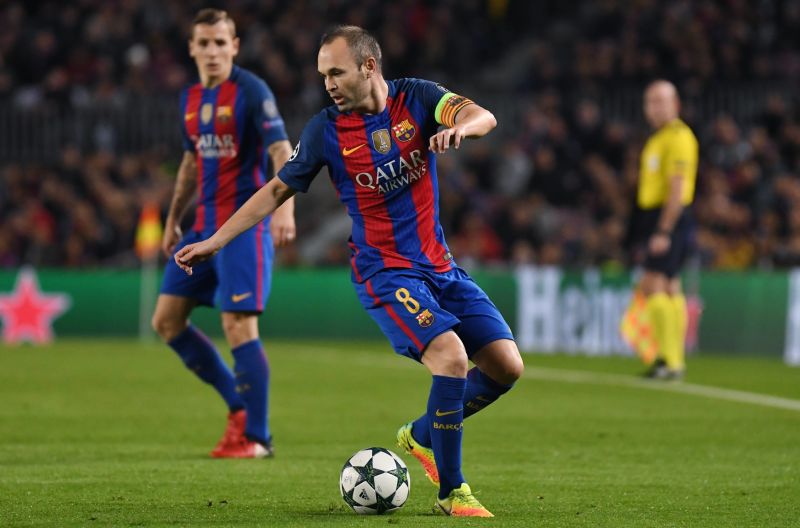 Fotbalisté Barcelony zvítězili v 15. kole španělské ligy na hřišti poslední Osasuny Pamplona.
