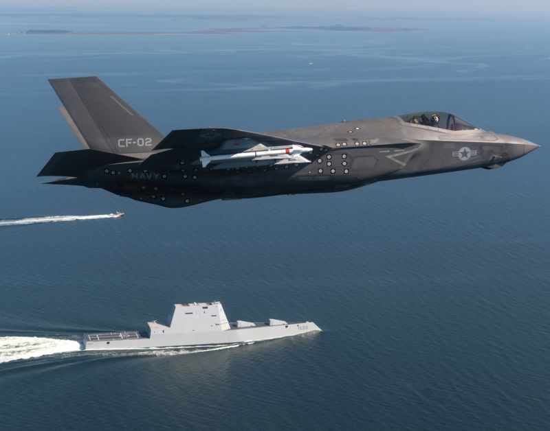 Stíhací letoun F-35.