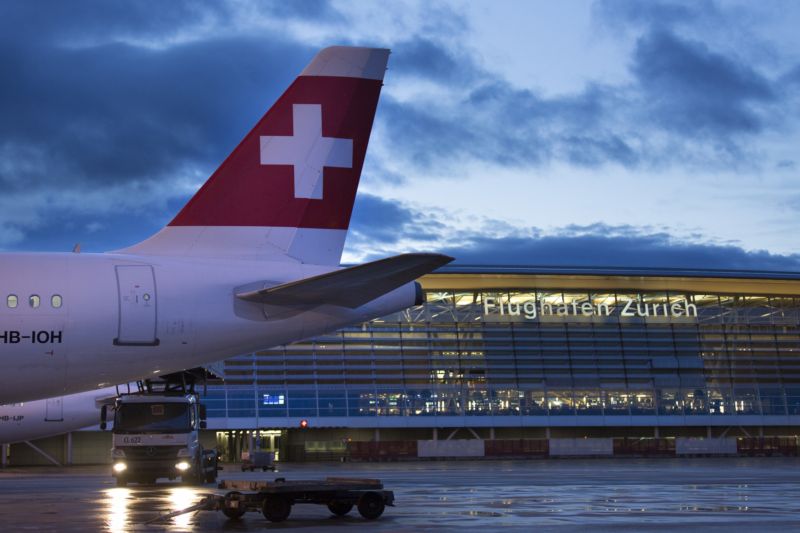 Nejtišším leteckým dopravcem v Praze byl letos Swiss Air.