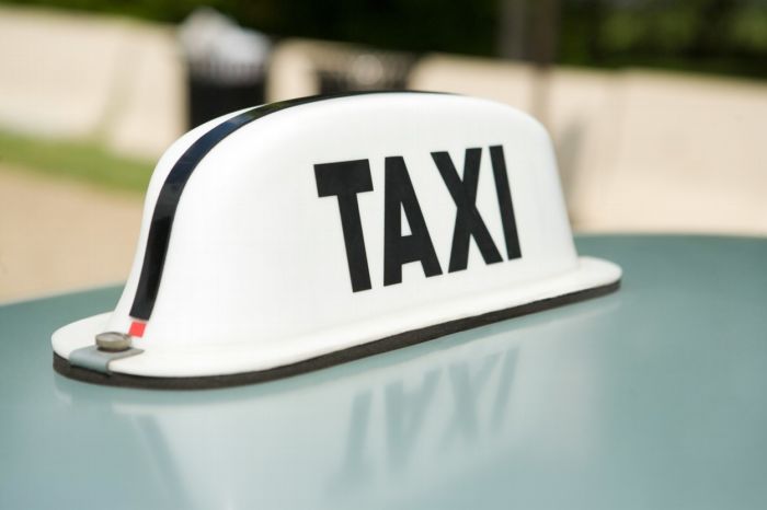 Lupič si zapomněl svůj lup v taxi.