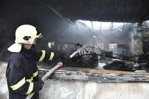 Prvotní škody se odhadují na čtyřicet a možná i padesát milionů korun.