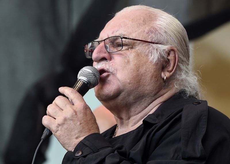 Milan Knížák.