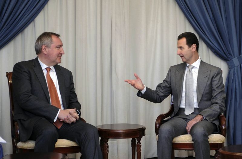 Bašár Asad (vpravo) považuje dobytí Aleppa za krok k ukončení války.