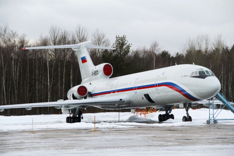 Ruský letoun Tu-154.
