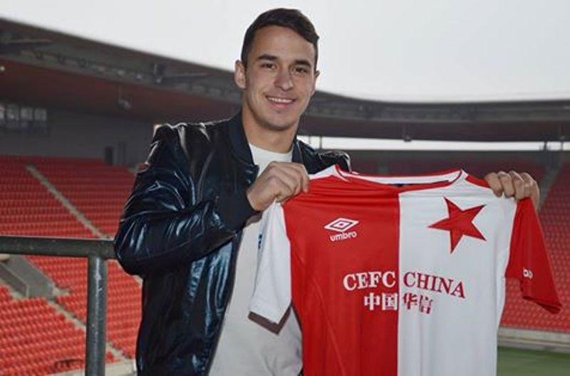 Chorvat Marko Alvir by měl posílit záložní řadu Slavie Praha.
