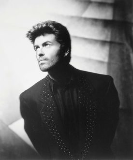 Pop-rockový zpěvák George Michael se narodil 25. červen 1963 v Londýně.