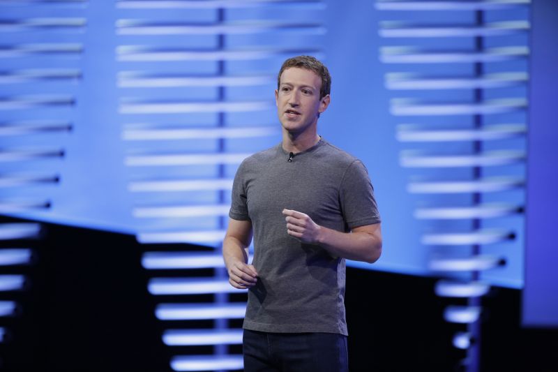 Vizionář v triku. Mark Zuckerberg věští velkou budoucnost třeba telekinezi a telepatii.