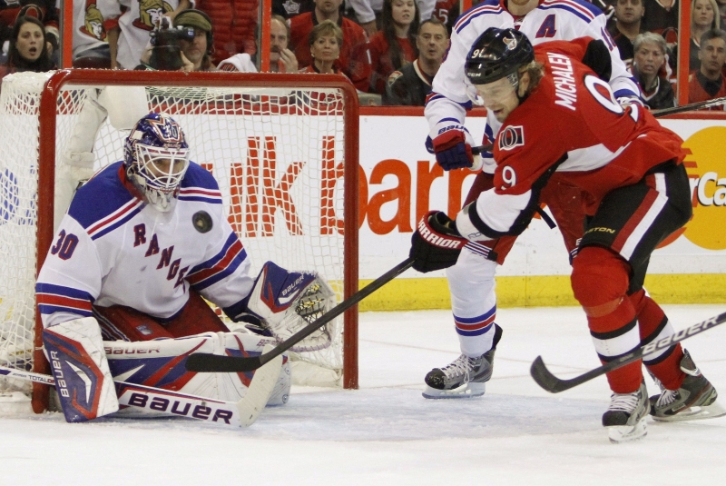 Henrik Lundquist v dresu New York Rangers. 