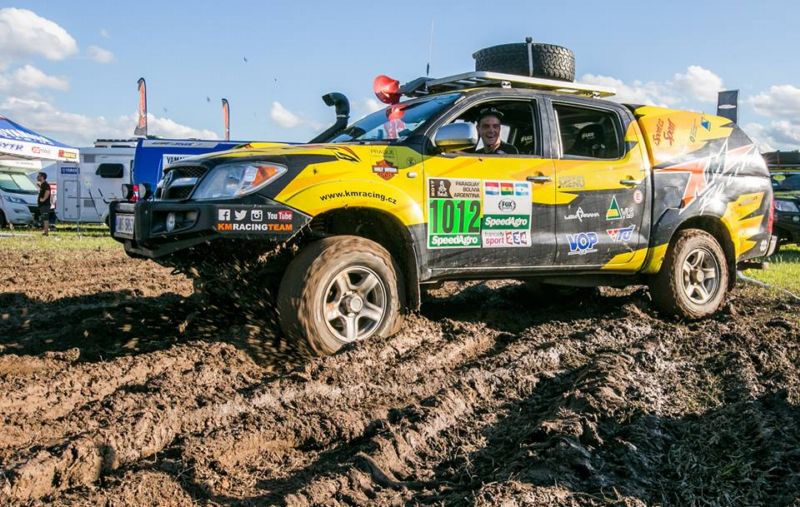 Startuje dakarská rallye, jezdci již představili své stroje.