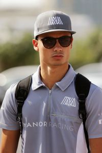 Mladý záložní jezdec Mercedesu Pascal Wehrlein.