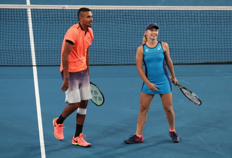 Australští tenisté Kyrgios a Gavrilovová. 