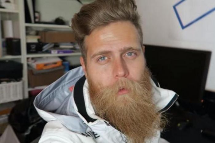 Tobias Van Schneider.