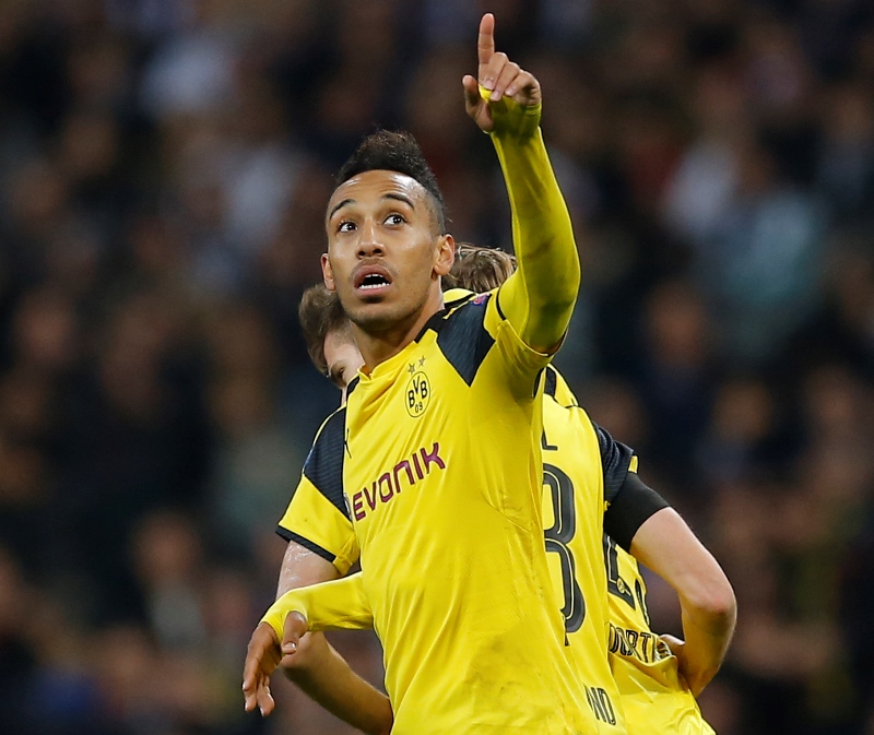 Pierre-Emerick Aubameyang se může stát nejdražším fotbalistou světa.