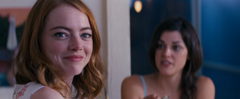 Herečka Emma Stoneová ve filmu La La Land jako Mia. 