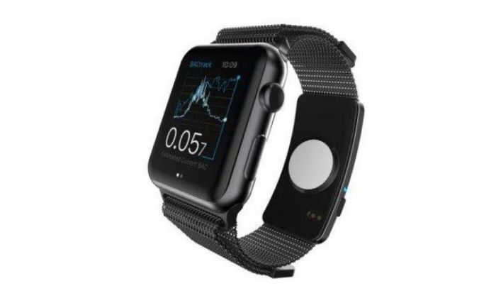 Apple Watch s novým řemínkem.