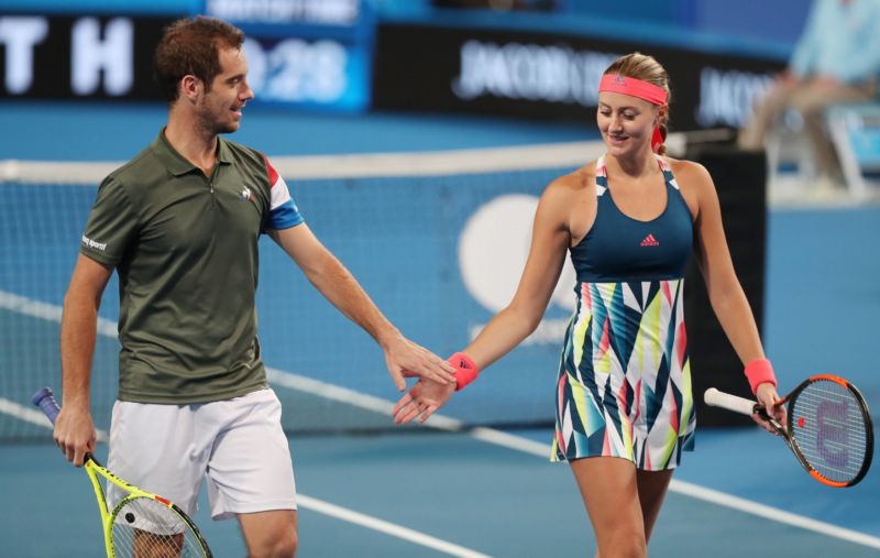 Francouzská dvojice Richard Gasquet a Kristina Mladenovicová.