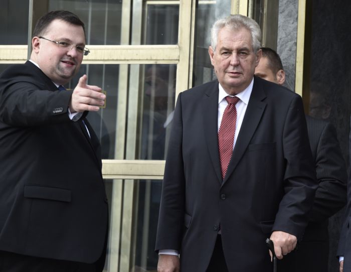 Jindřich Forejt (vlevo) s prezidentem Milošem Zemanem.