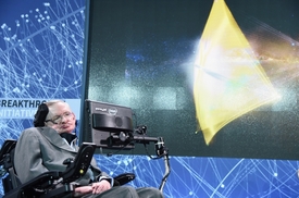 Genetické kurýrování duševních poruch je podle některých dvojsečné. Ohrožuje třeba nové generace géniů, jako je britský fyzik Stephen Hawking.