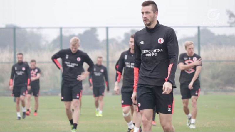 Pražská Slavia na soustředění v Číně.