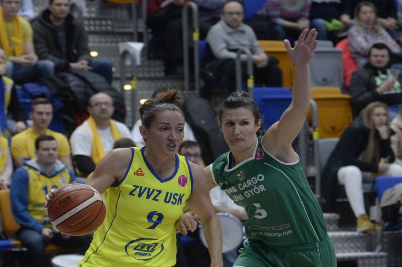Basketbalistky USK Praha zvládly v Maďarsku roli favoritek a porazily Györ o sedmadvacet bodů.