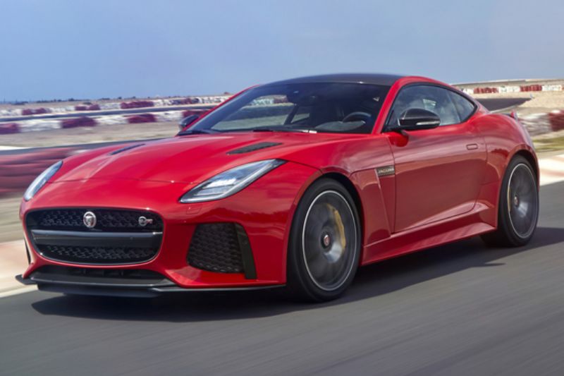 Jaguar F-TYPE v akci.