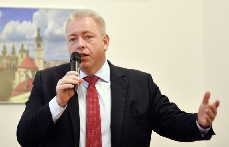 Místopředseda ČSSD Milan Chovanec.