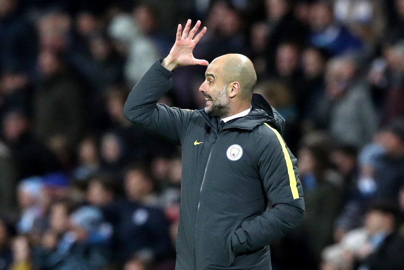 Trenér fotbalistů Manchesteru City Pep Guardiola po nedělním debaklu 0:4 s Evertonem připustil, že jeho tým už v anglické lize nehraje o titul. Trenér fotbalistů Manchesteru City Pep Guardiola po nedělním debaklu 0:4 s Evertonem připustil, že jeho tým už v anglické lize nehraje o titul.