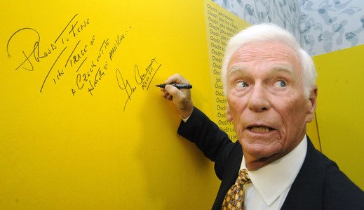 Eugene Cernan při návštěvě Česka.