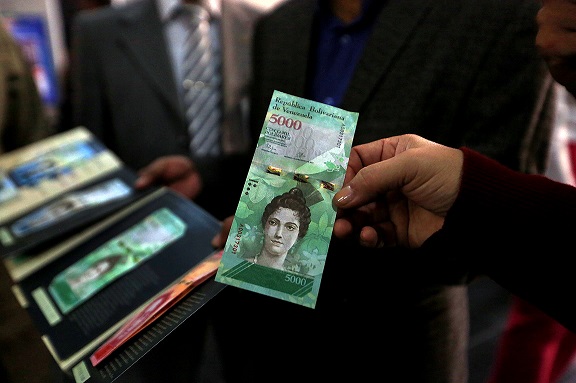 Ve Venezuele mají nové bankovky.